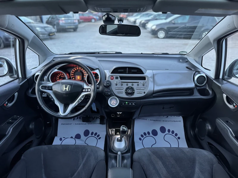 Honda Jazz 1.4i 100кс АВТОМАТИК ГАЗ-БЕНЗ ПАНОРАМА КЛИМАТРОНИК, снимка 9 - Автомобили и джипове - 49157609