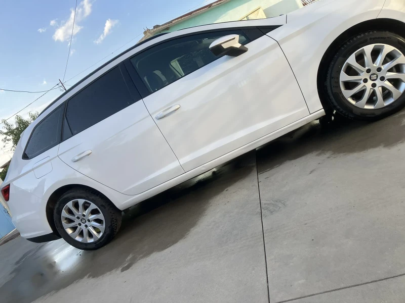 Seat Leon TSI, снимка 6 - Автомобили и джипове - 52283224