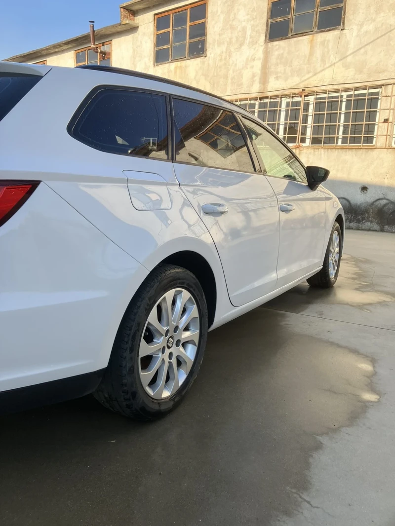 Seat Leon TSI, снимка 4 - Автомобили и джипове - 52283224