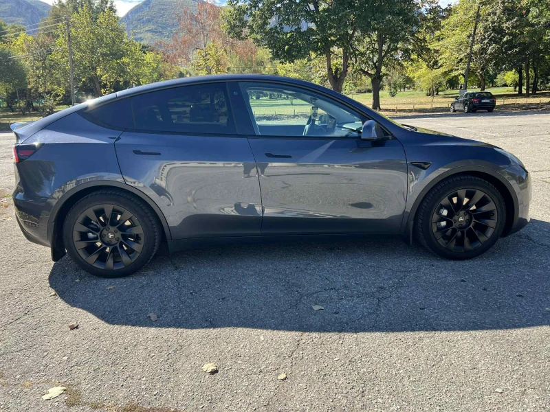 Tesla Model Y Tesla Model Y Dual motor Long range, снимка 4 - Автомобили и джипове - 52284784