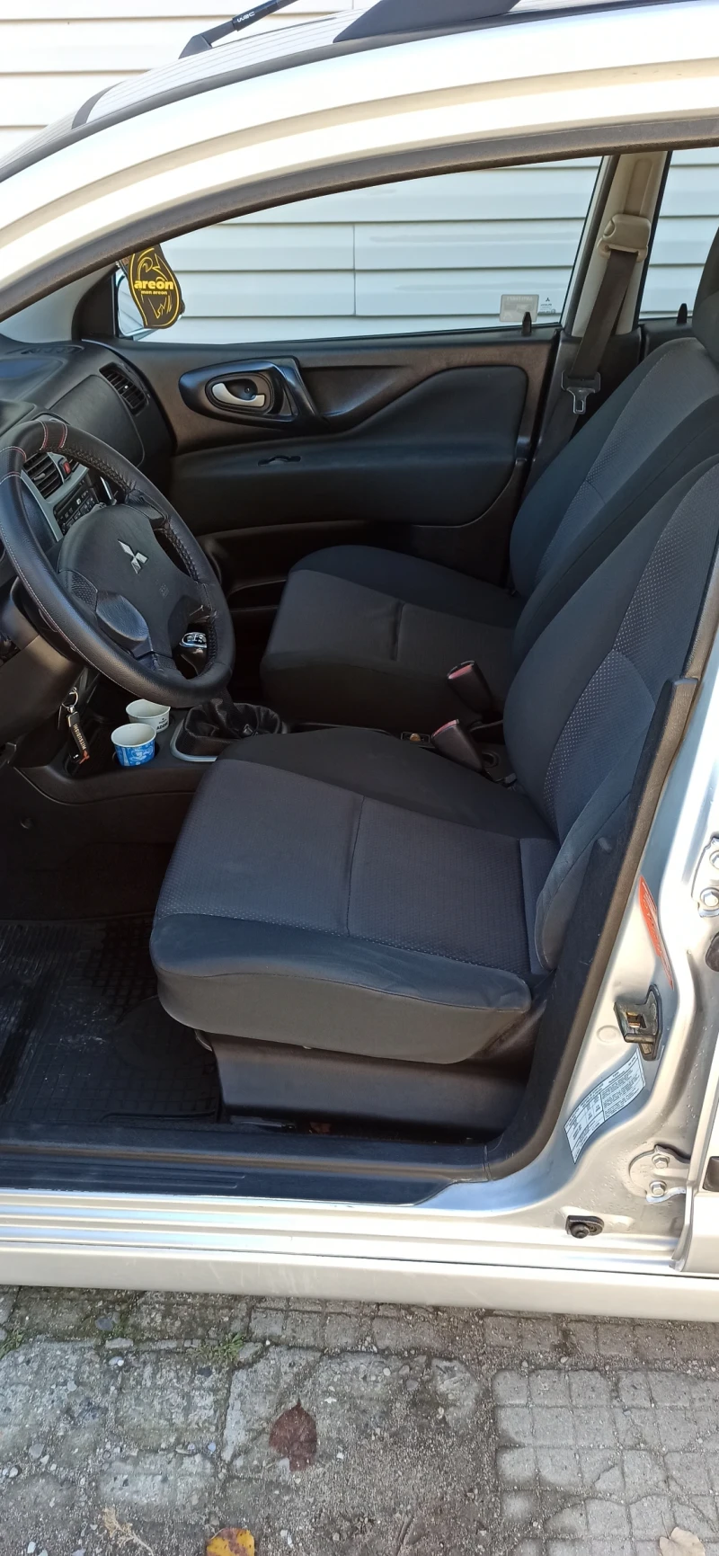 Mitsubishi Space star, снимка 5 - Автомобили и джипове - 52244203