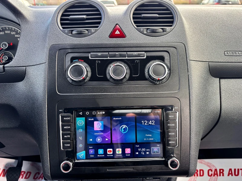 VW Caddy, снимка 13 - Автомобили и джипове - 52493611