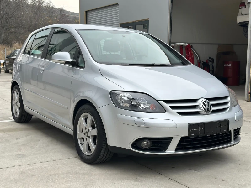 VW Golf Plus GOAL 1.9TDI 105кс. Подгрев/Парктроник, снимка 3 - Автомобили и джипове - 52665400