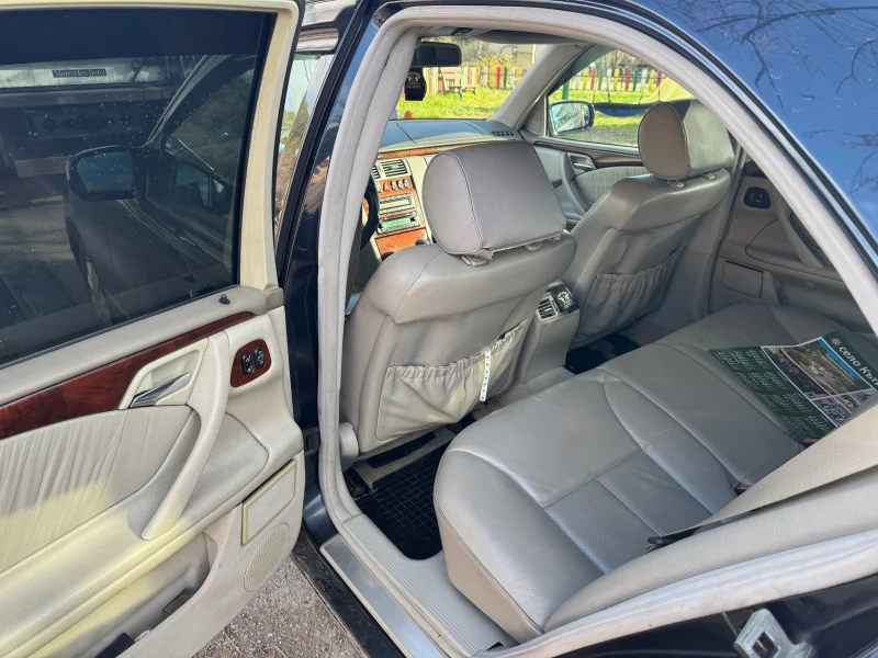 Mercedes-Benz E 320 CDI, снимка 6 - Автомобили и джипове - 53157096
