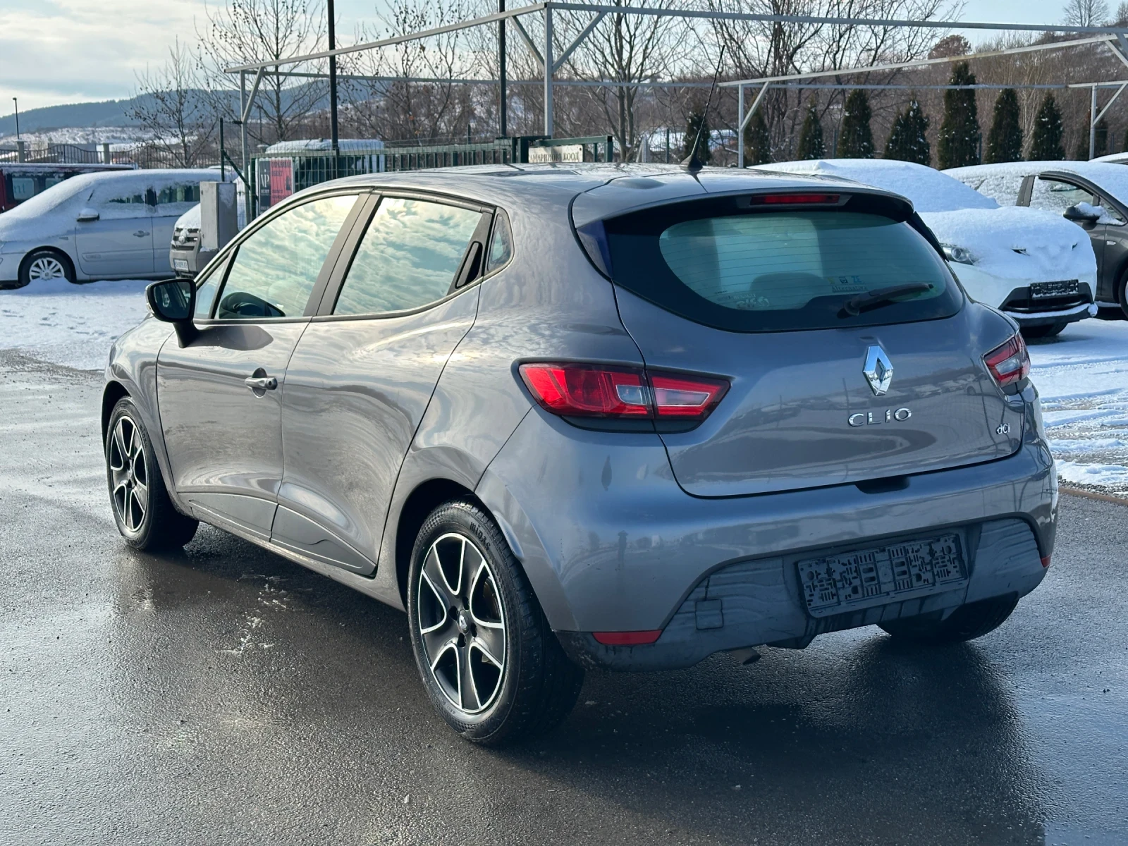 Renault Clio 1.5 DCI EURO 6 - изображение 4