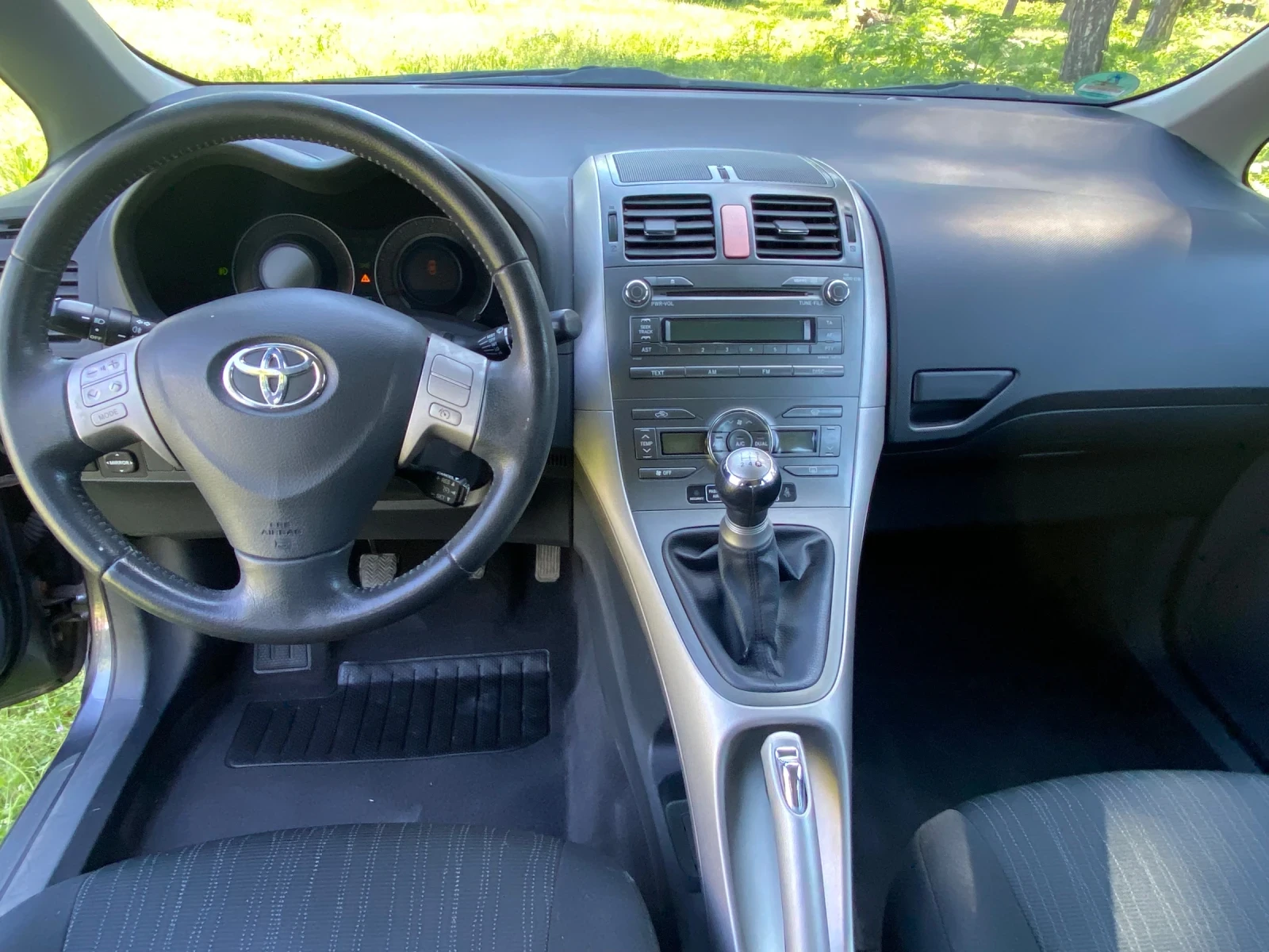 Toyota Auris 1.6 vvti  - изображение 5