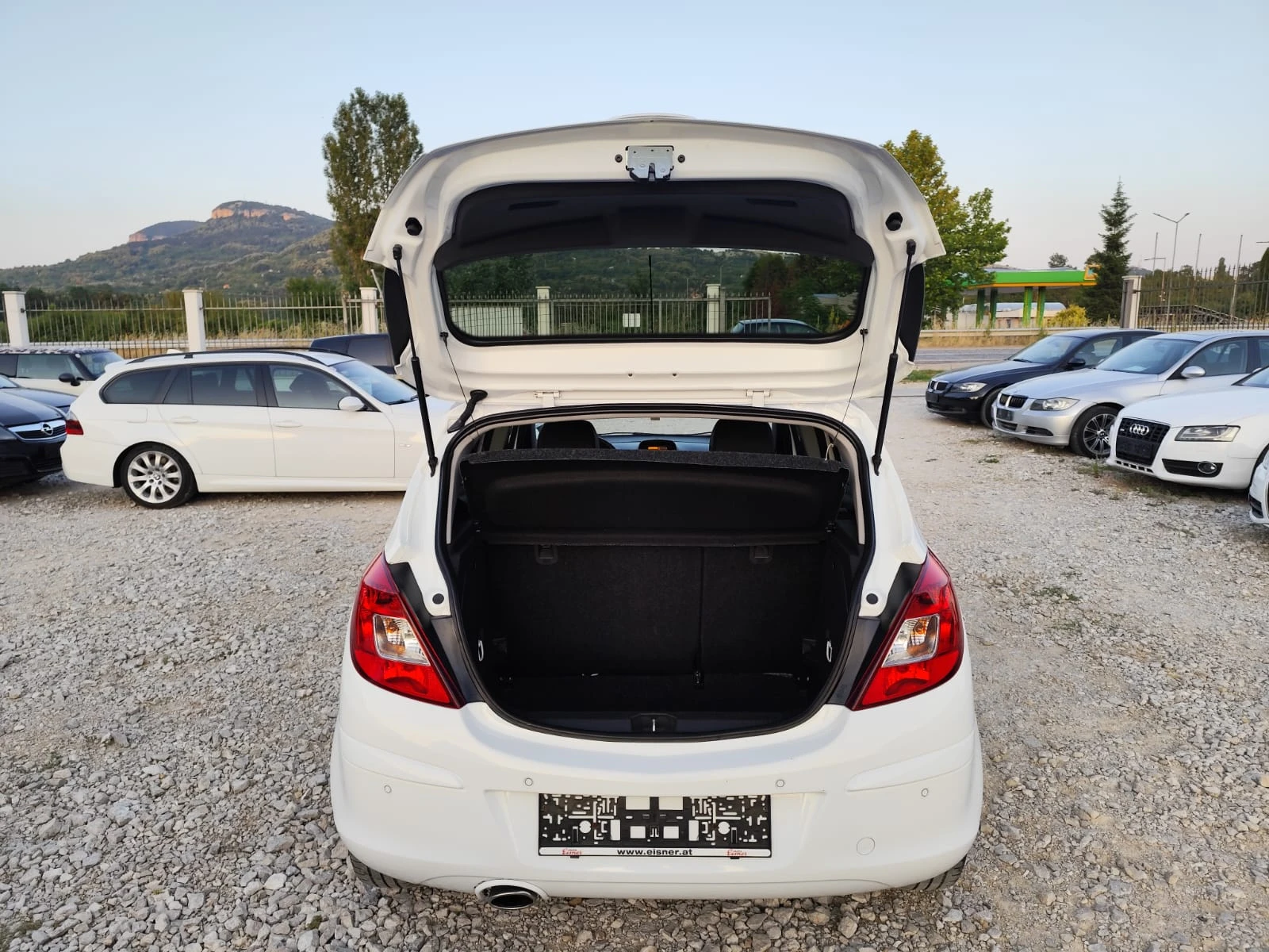 Opel Corsa 1.2 бензин - изображение 7