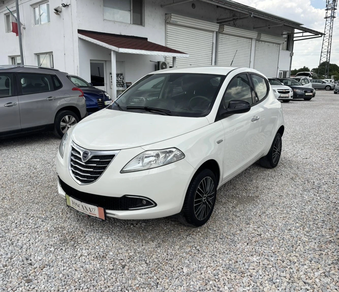 Lancia Ypsilon 0.9i* CNG* Euro 5B* Лизинг - изображение 2