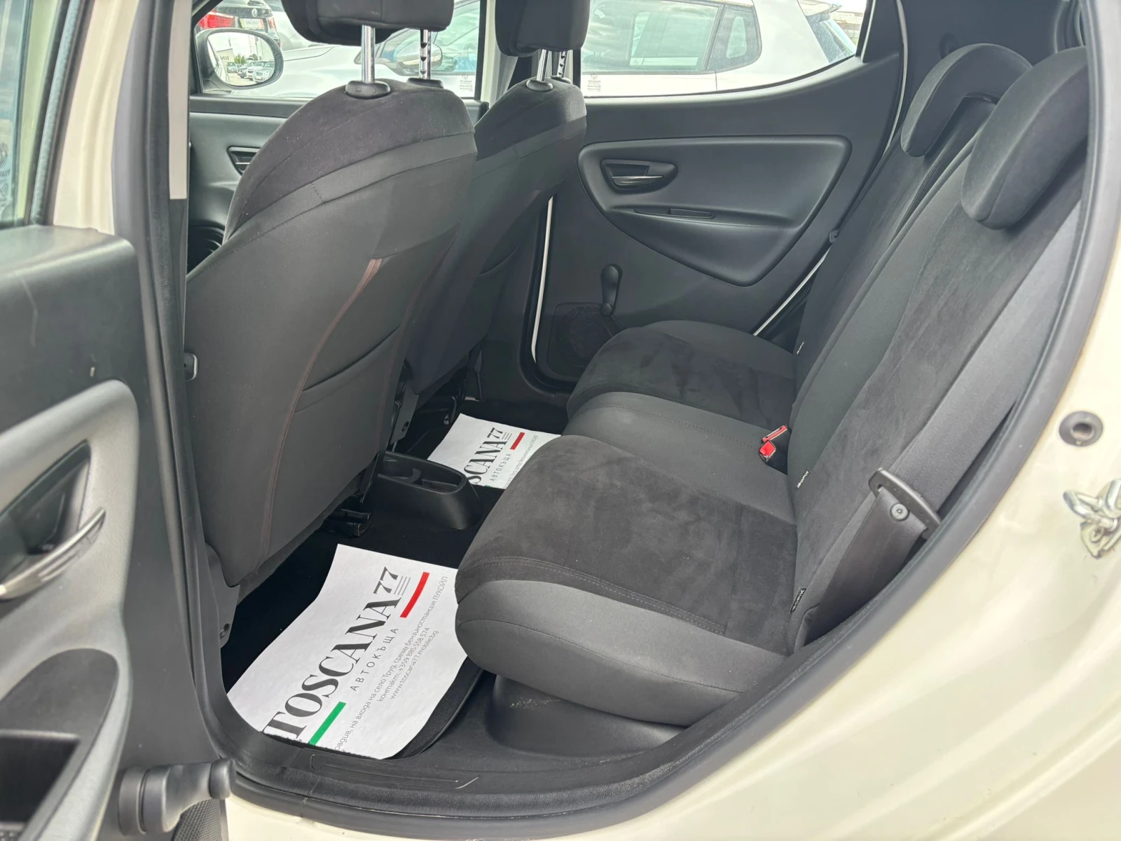 Lancia Ypsilon 0.9i* CNG* Euro 5B* Лизинг - изображение 9