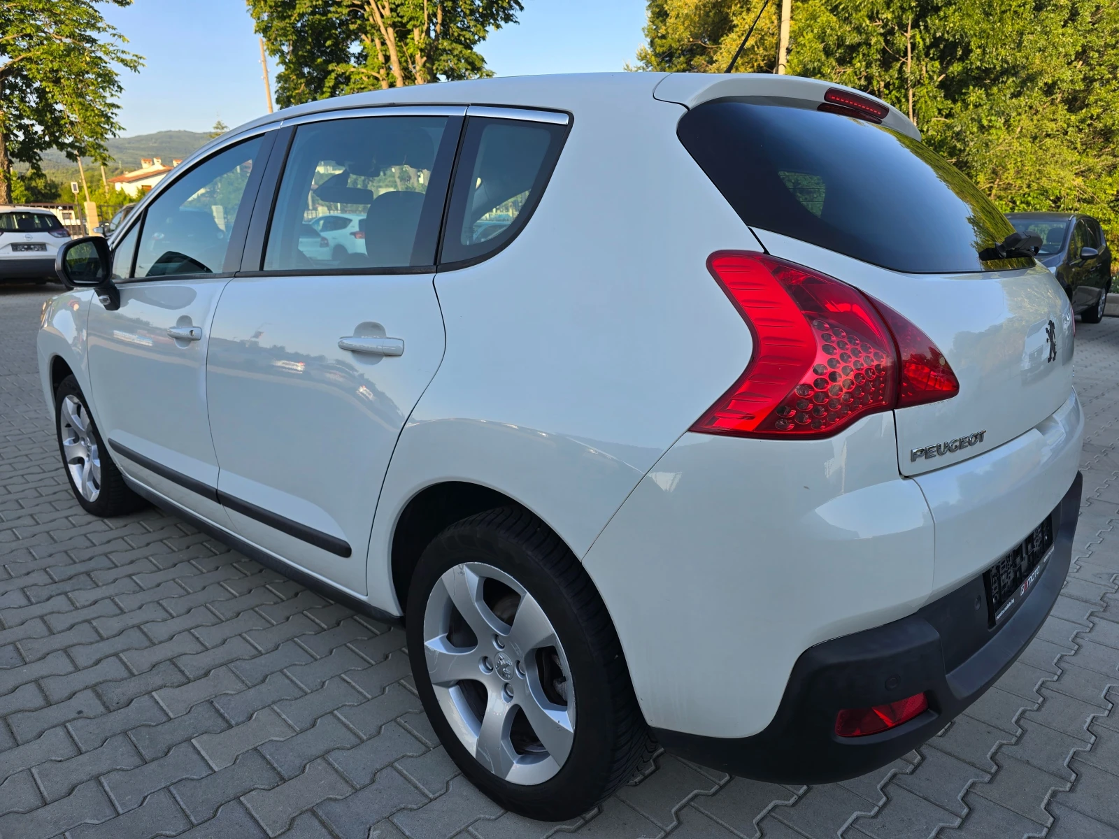 Peugeot 3008 2.0HDI, 150к.с., 6ск., 2011г. - изображение 4