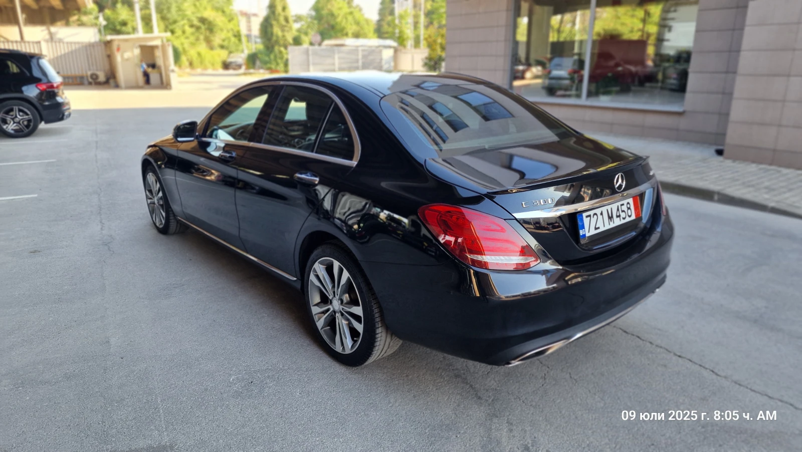 Mercedes-Benz C 300 4MATIC - изображение 3