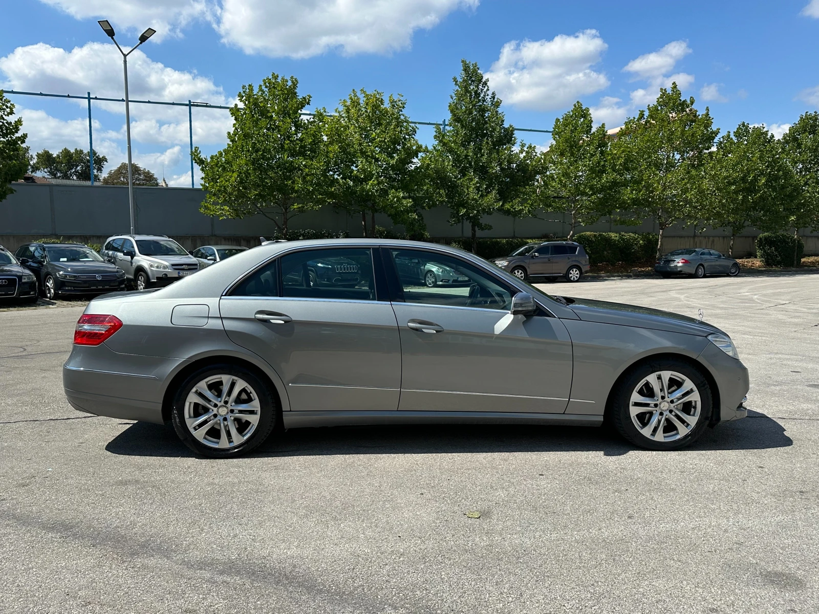 Mercedes-Benz E 350 3.0d 265 к.с. 4matic - изображение 5