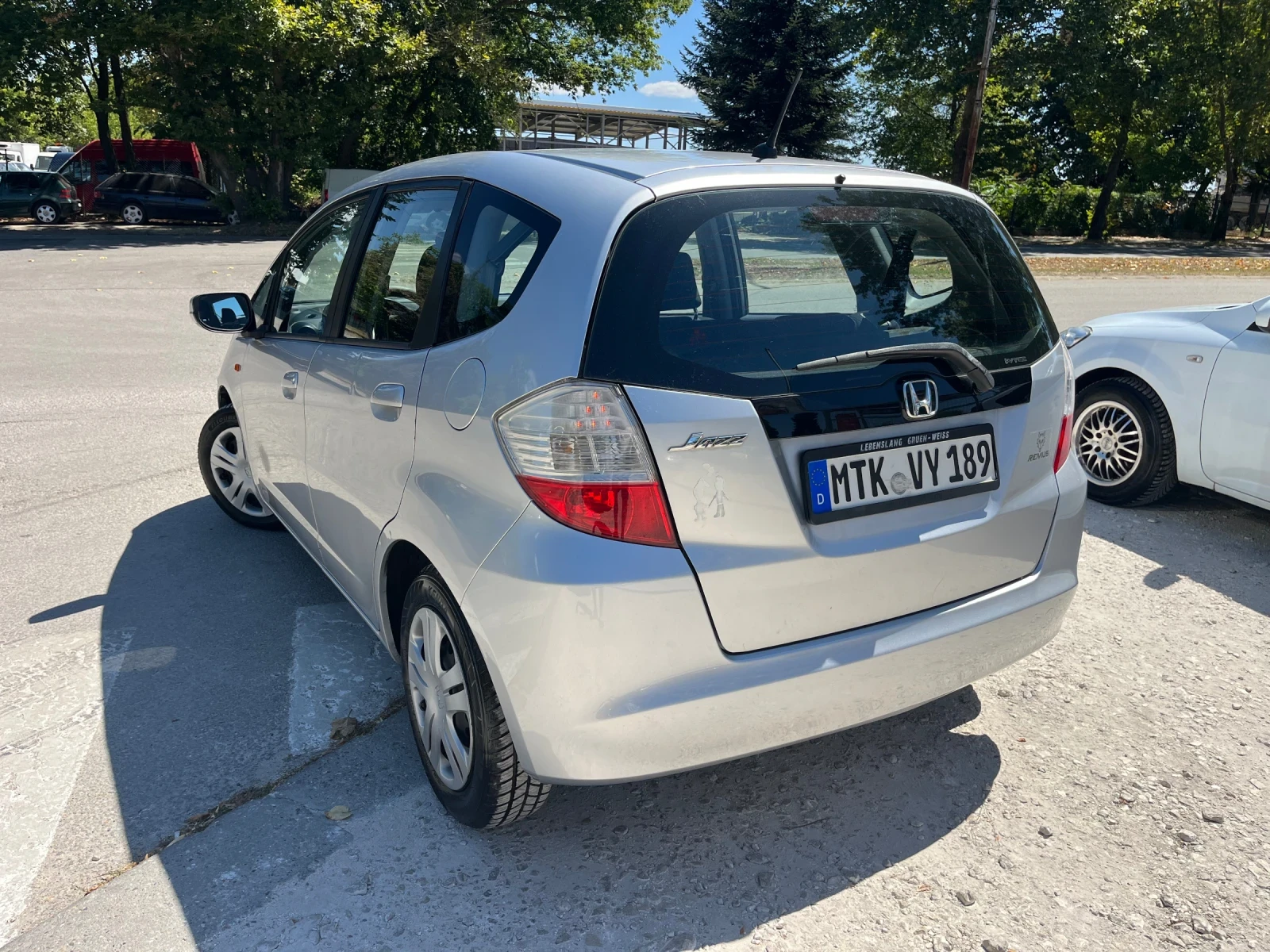 Honda Jazz 1.2 90кс. - изображение 10