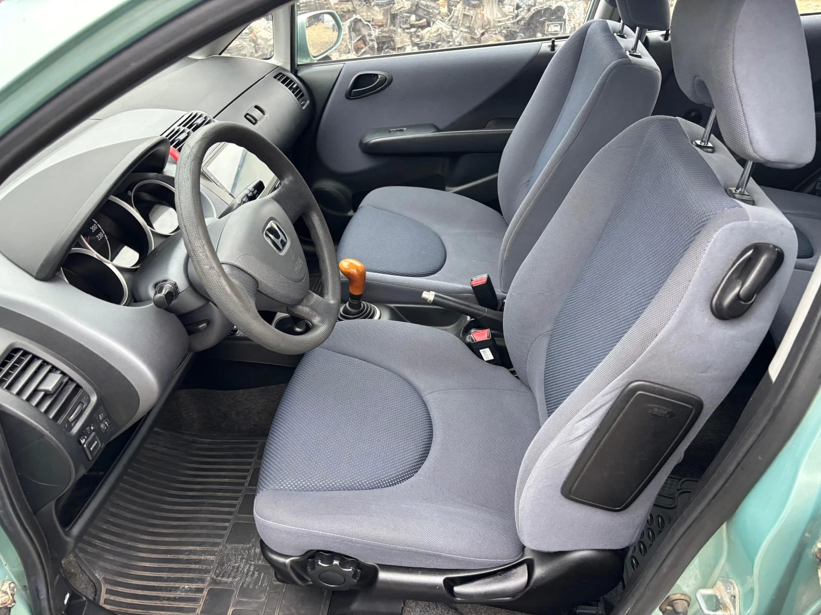 Honda Jazz 1.4 - изображение 8