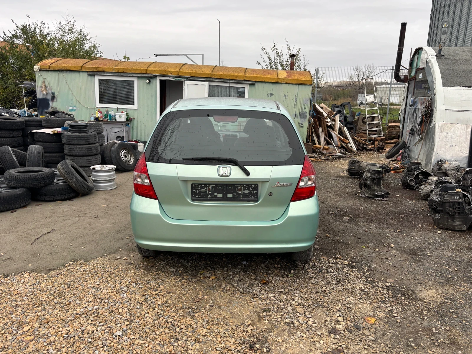 Honda Jazz 1.4 - изображение 4