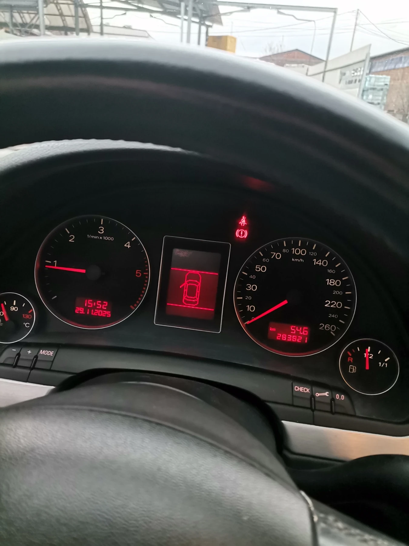 Audi A4 2.0 tdi - изображение 10