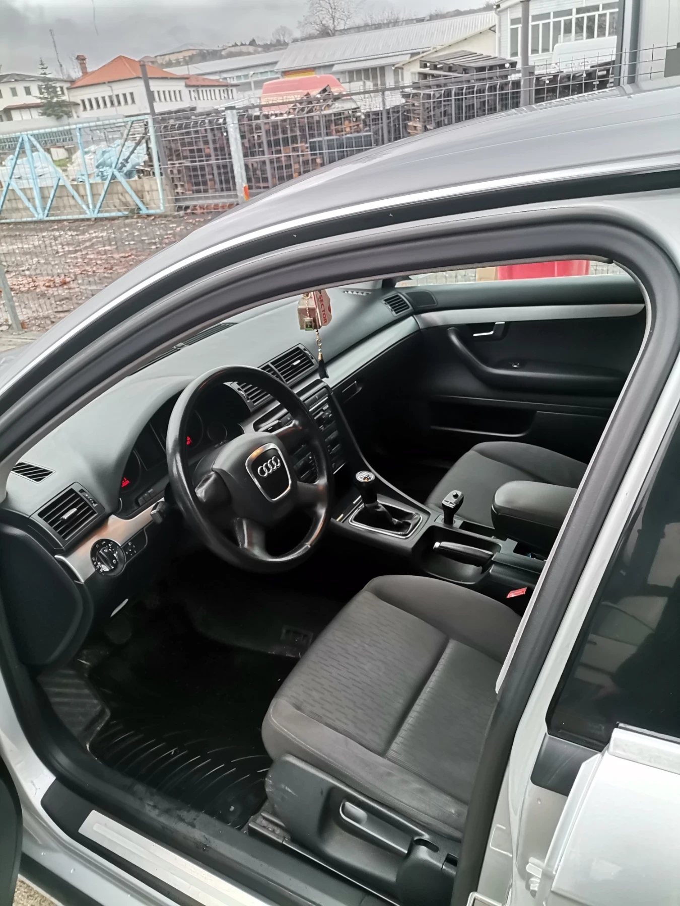 Audi A4 2.0 tdi - изображение 7