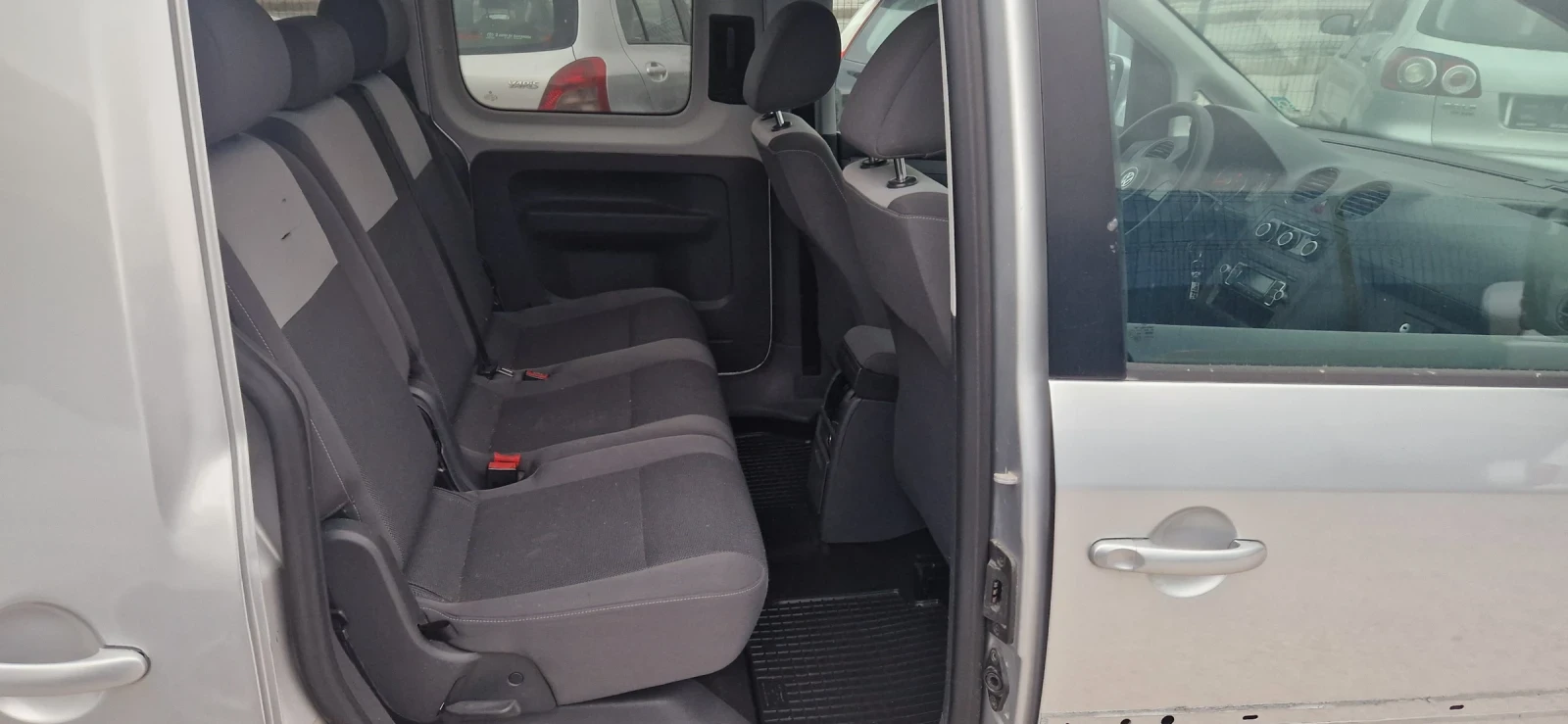 VW Caddy 2.0i-109 ..  | Mobile.bg   13