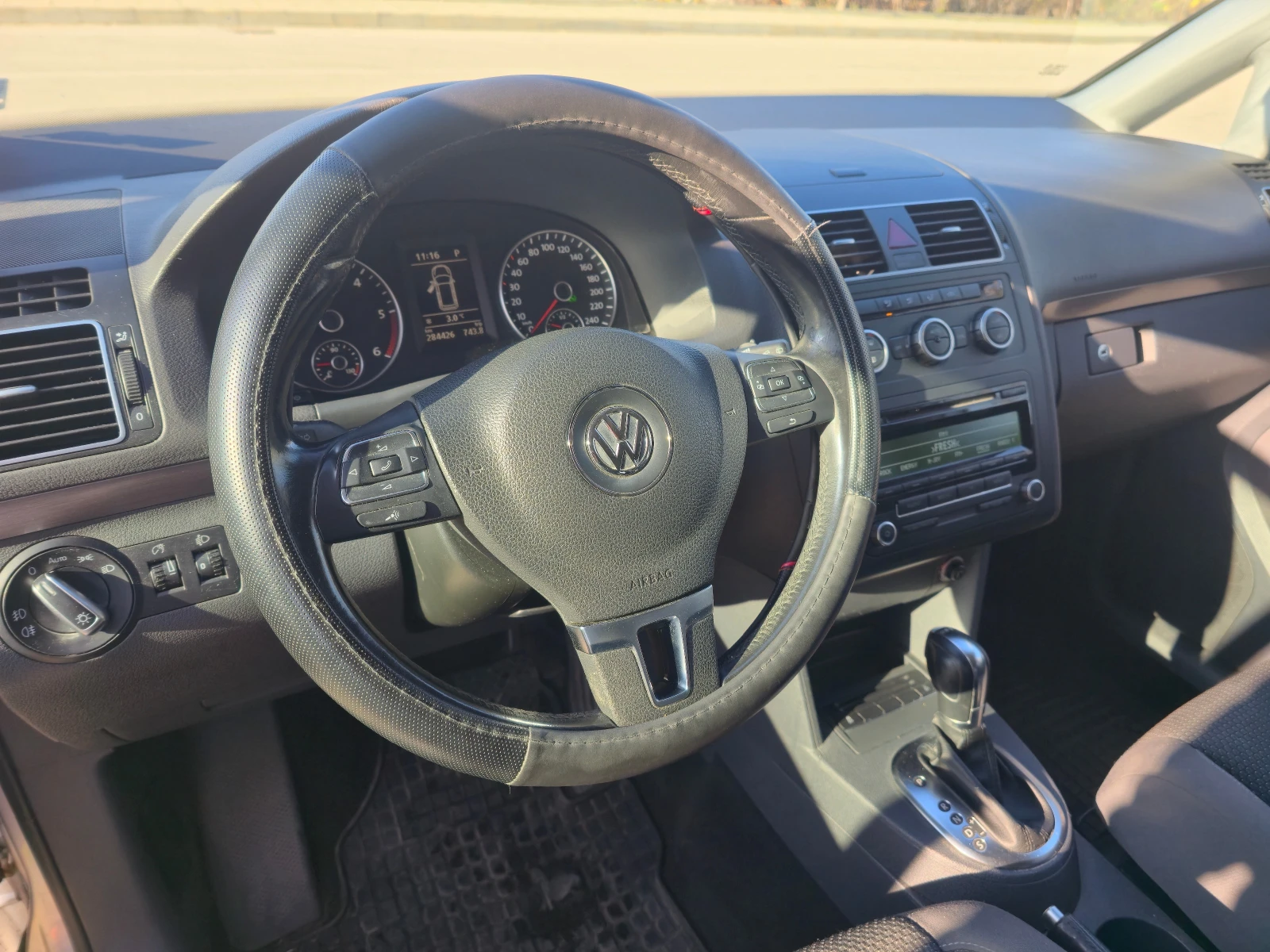 VW Touran 1.6Automatic | Mobile.bg � ����������� 14