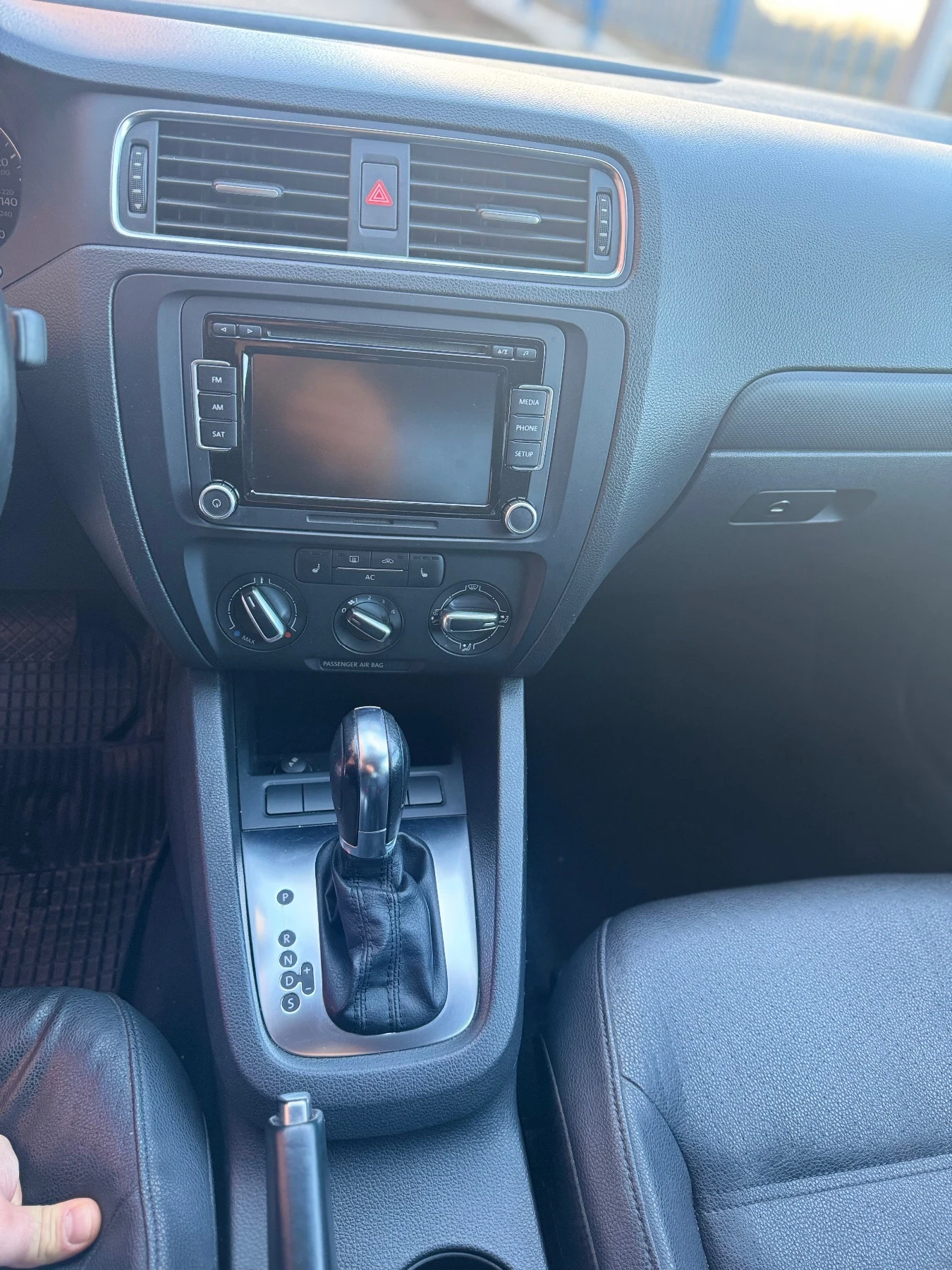 VW Jetta 2.5 SE SPORT | Mobile.bg � ����������� 13