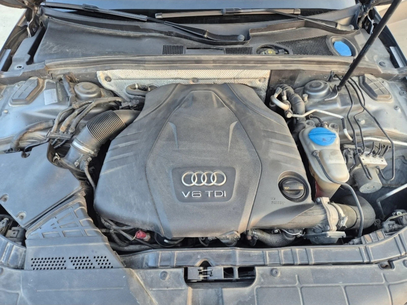Audi A4 3.0 TDI / Кожа / Автомат 8ск., снимка 12 - Автомобили и джипове - 53354774