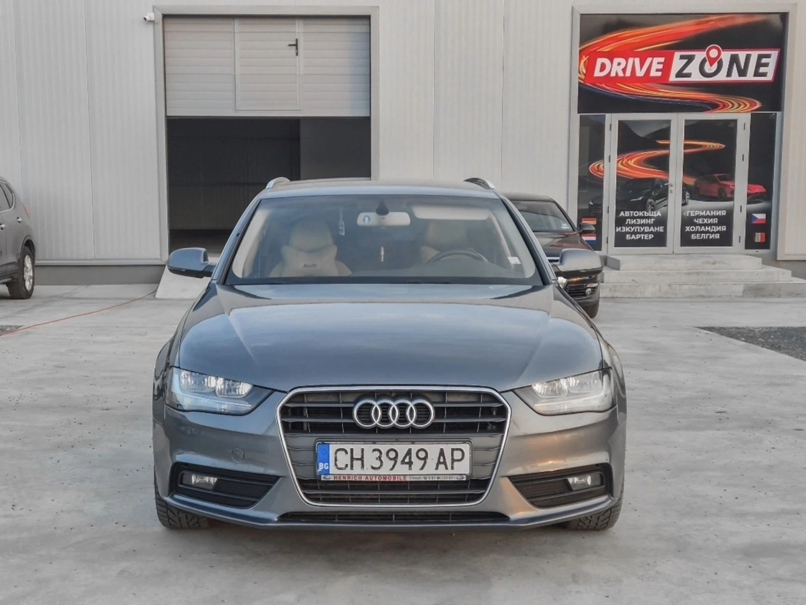 Audi A4 3.0 TDI / Кожа / Автомат 8ск., снимка 2 - Автомобили и джипове - 53354774