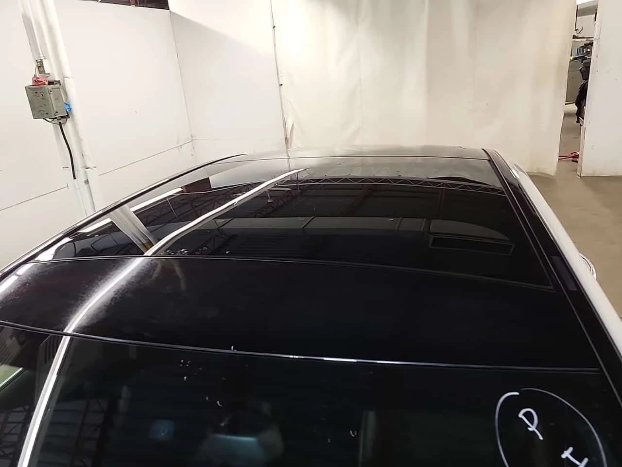 Mercedes-Benz C 300 * ПОДГРЕВИ* ПАНОРАМА* CARFAX *  - изображение 7