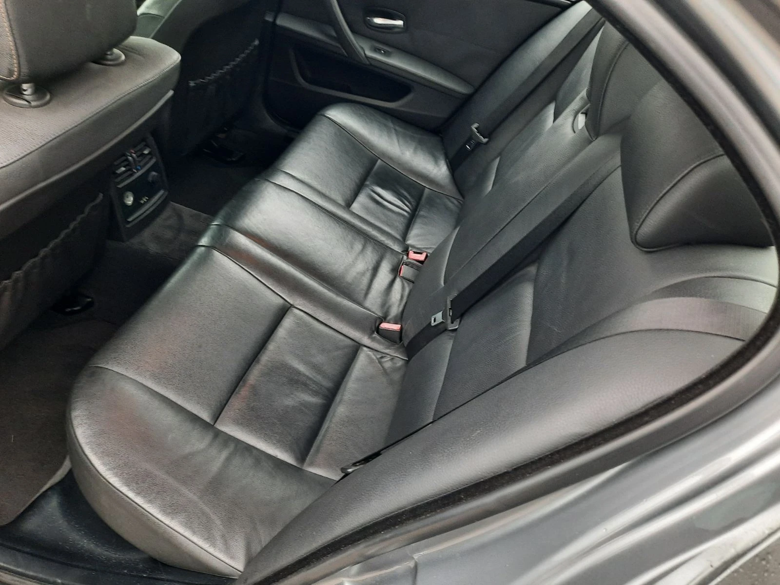 BMW 520 520D FACELIFT, снимка 9 - Автомобили и джипове - 53950523