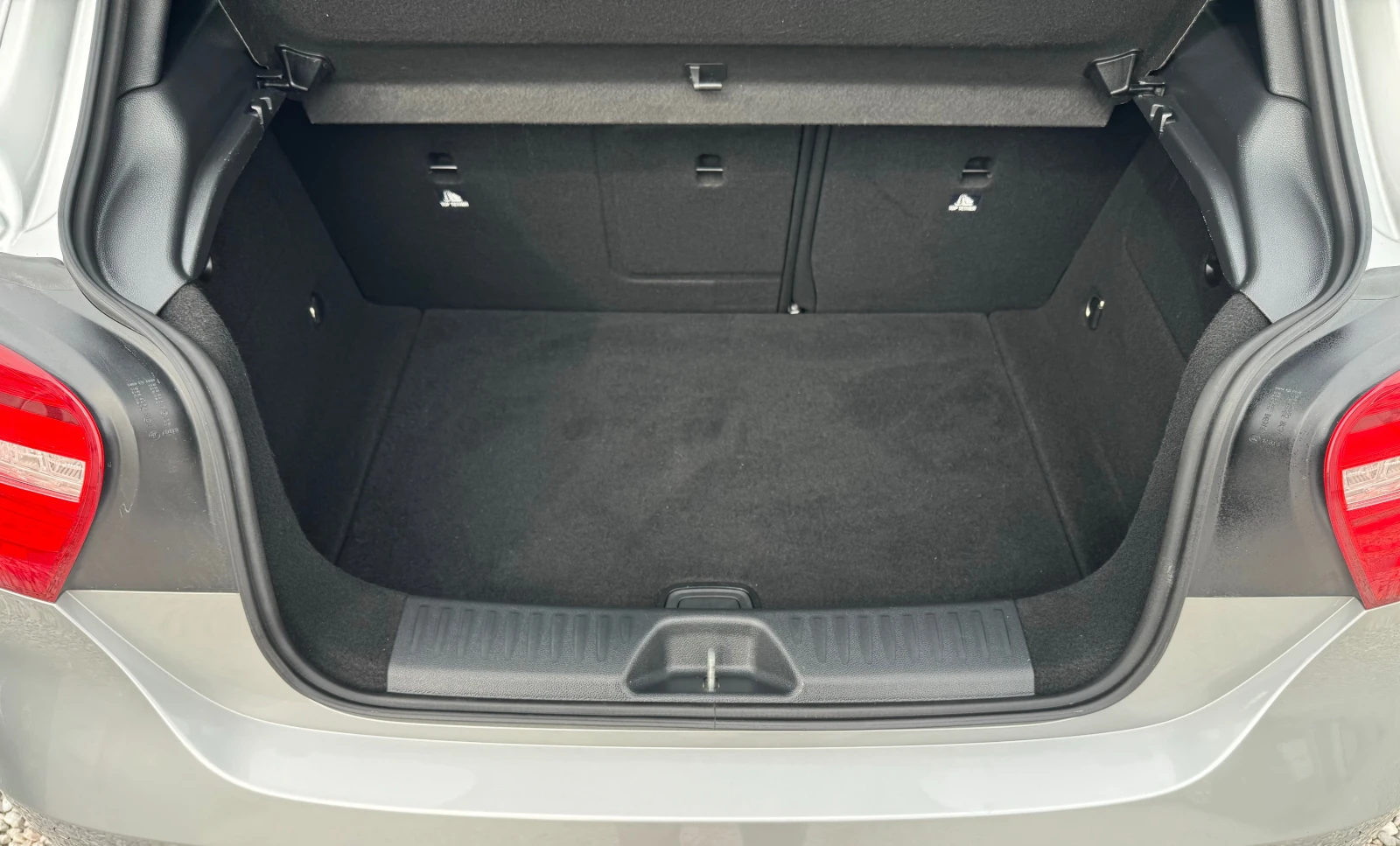 Mercedes-Benz A 180 CDI* Навигация* Камера* Панорама* , снимка 13 - Автомобили и джипове - 54179546