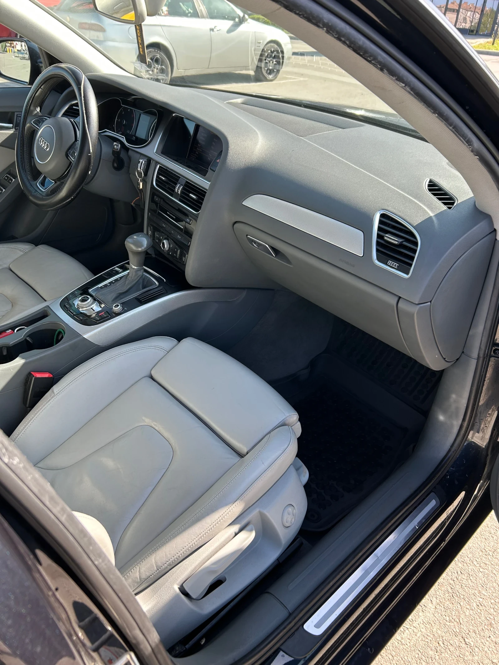 Audi A4 2.0 tdi, снимка 9 - Автомобили и джипове - 54237457