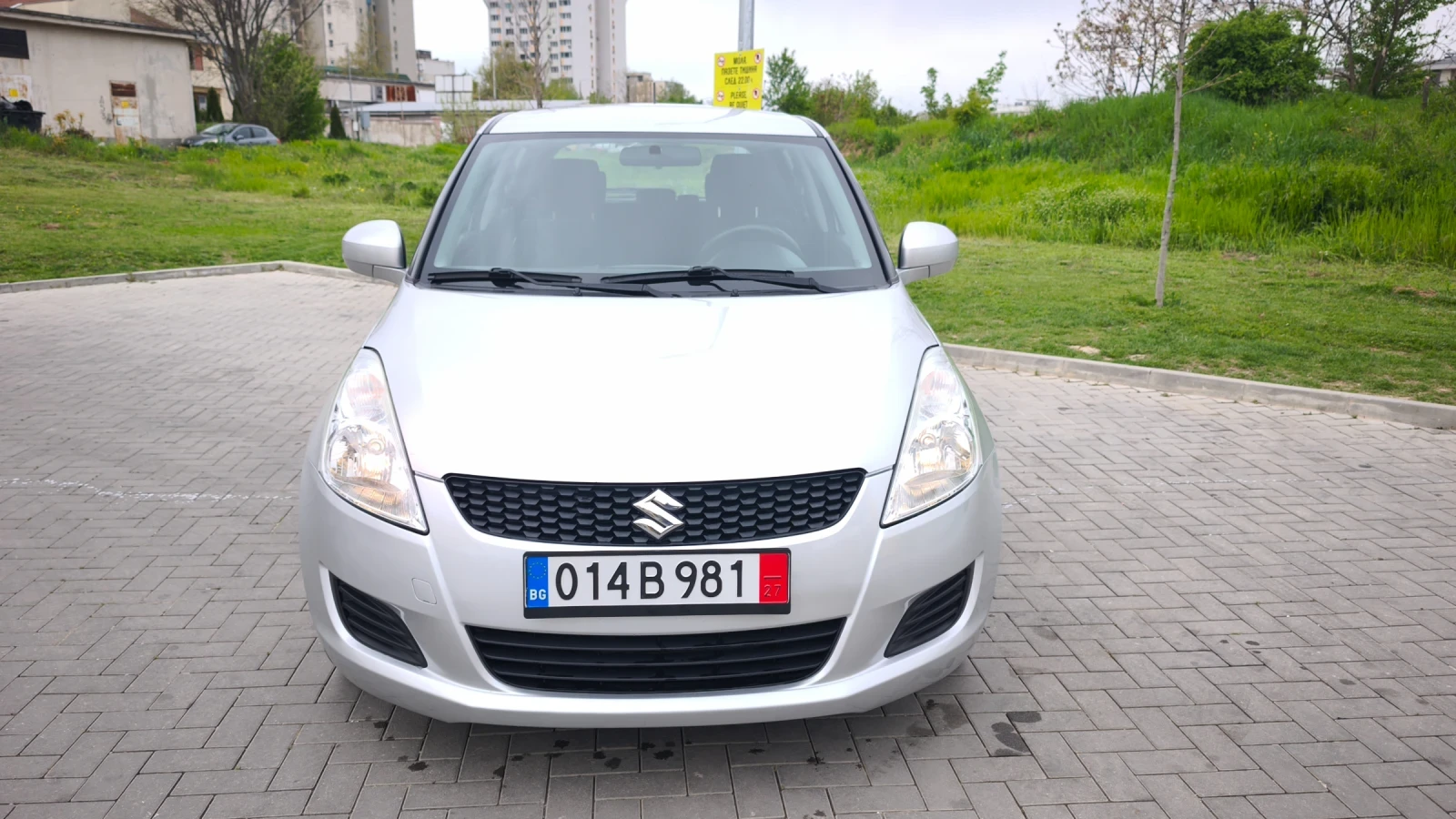 Suzuki Swift 1, 2i КЛИМАТИК 127х км КЛИМАТИК ШВЕЙЦАРИЯ 