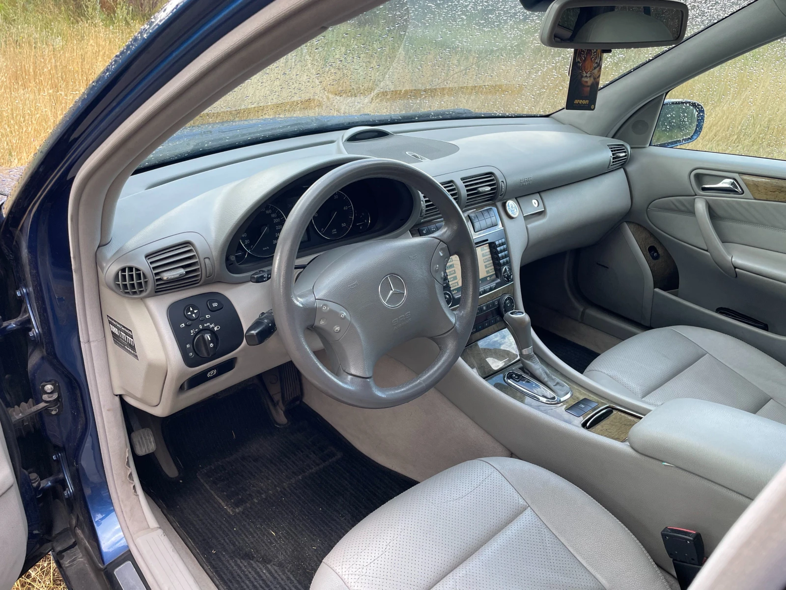 Mercedes-Benz C 320, снимка 4 - Автомобили и джипове - 55712206