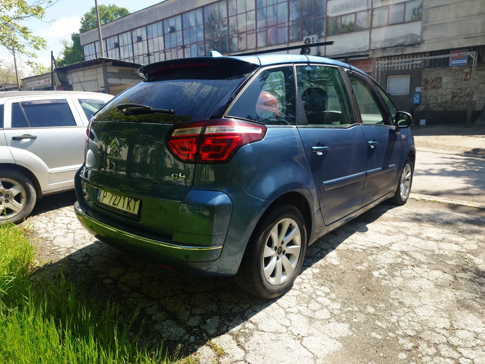 Citroen C4 Picasso 1.6 120 газ/бензин, снимка 5 - Автомобили и джипове - 54392313