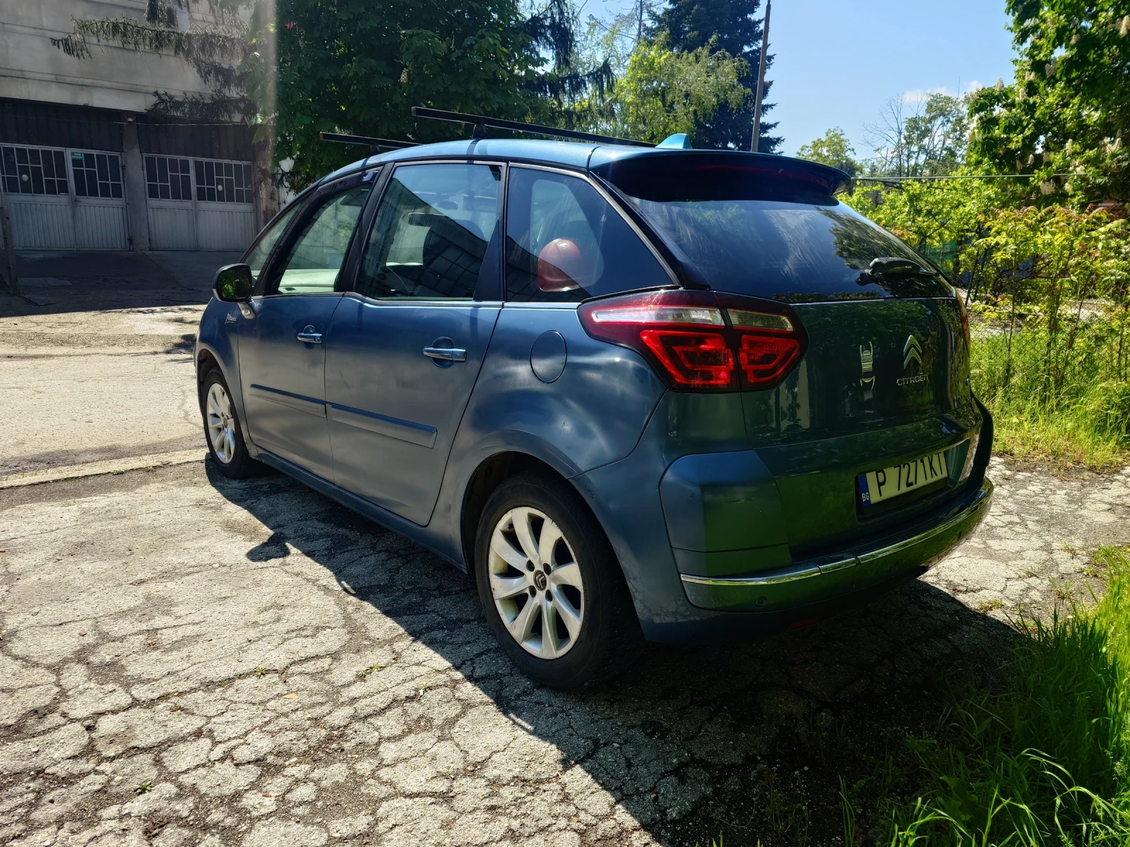 Citroen C4 Picasso 1.6 120 газ/бензин, снимка 4 - Автомобили и джипове - 54392313