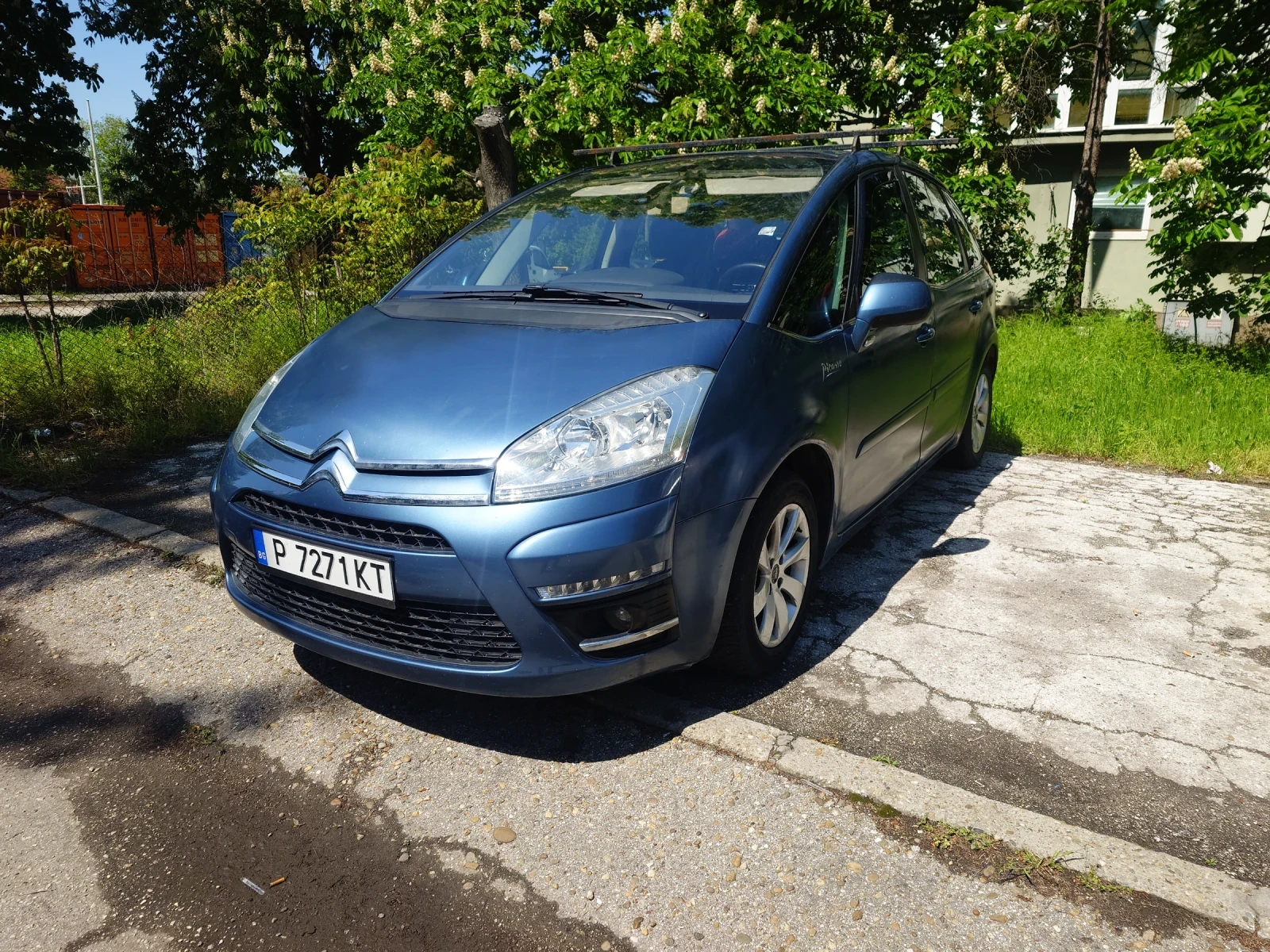 Citroen C4 Picasso 1.6 120 газ/бензин, снимка 2 - Автомобили и джипове - 54392313