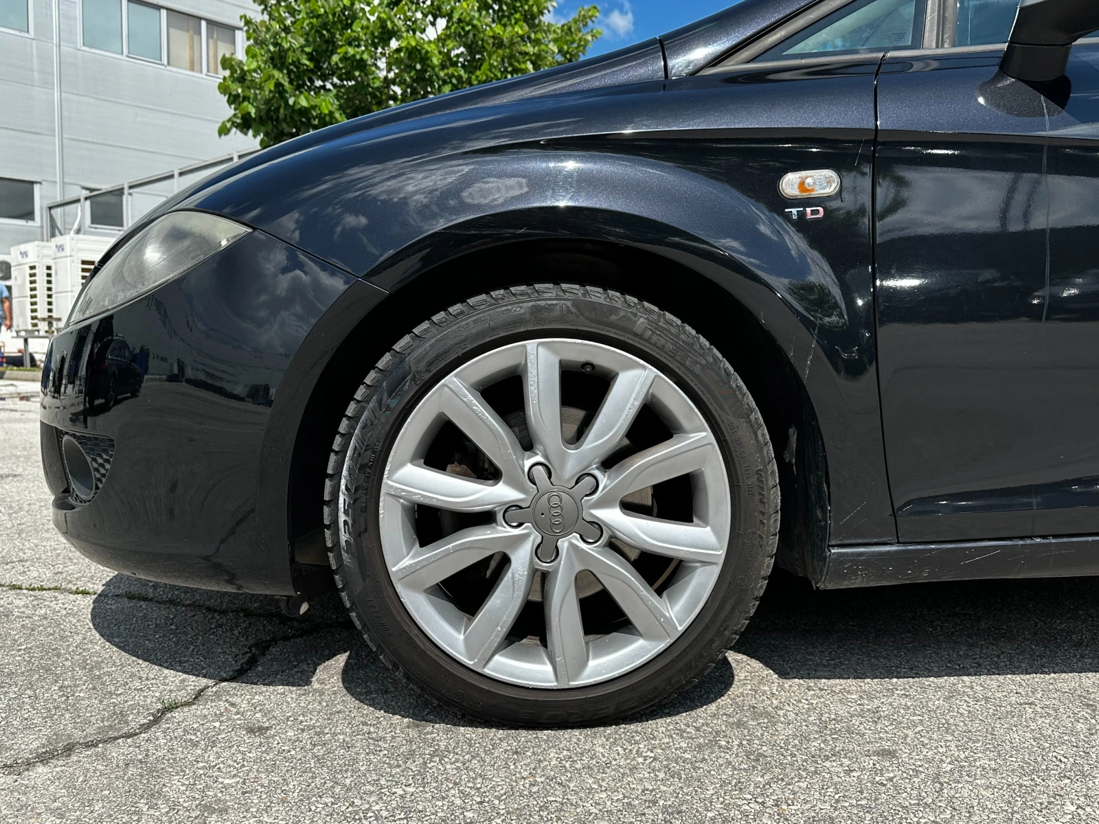 Seat Leon, снимка 8 - Автомобили и джипове - 54775946