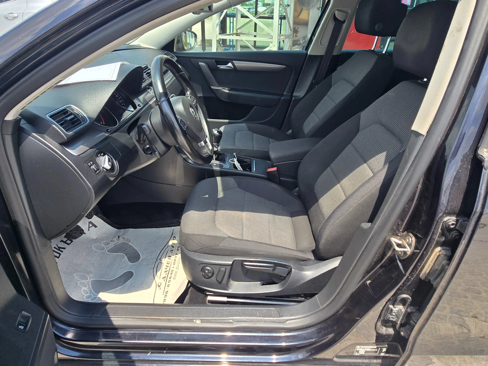 VW Passat 13г.2, 0-170к.с.6-скорости, снимка 8 - Автомобили и джипове - 54790150