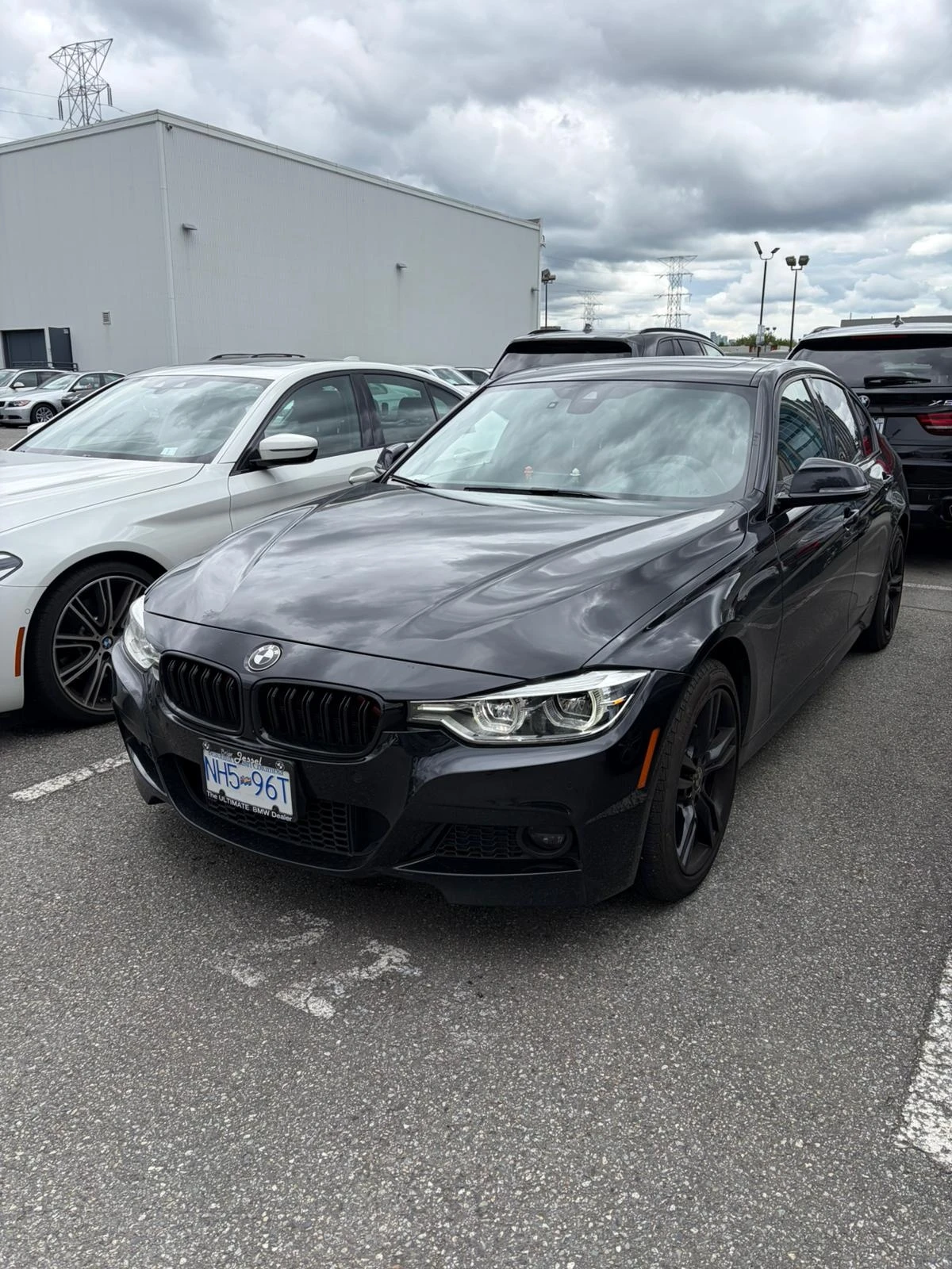 BMW 330 XDRIVE * M ПАКЕТ * HEAD UP * CARFAX * 