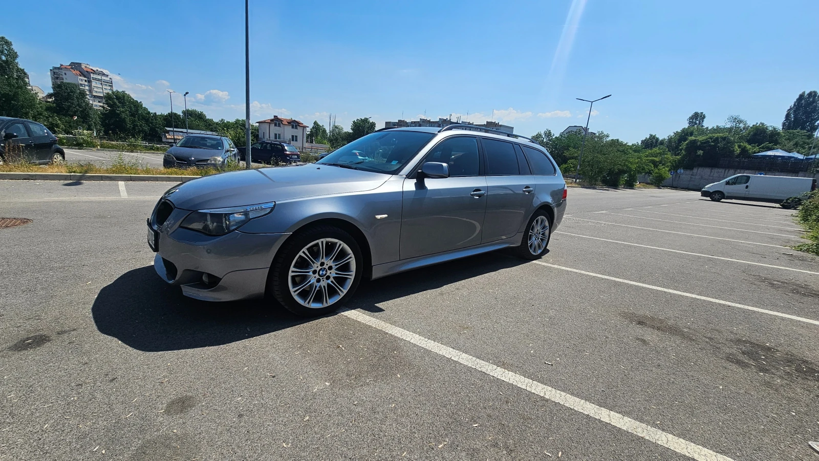 BMW 530 530xd, снимка 2 - Автомобили и джипове - 54980076