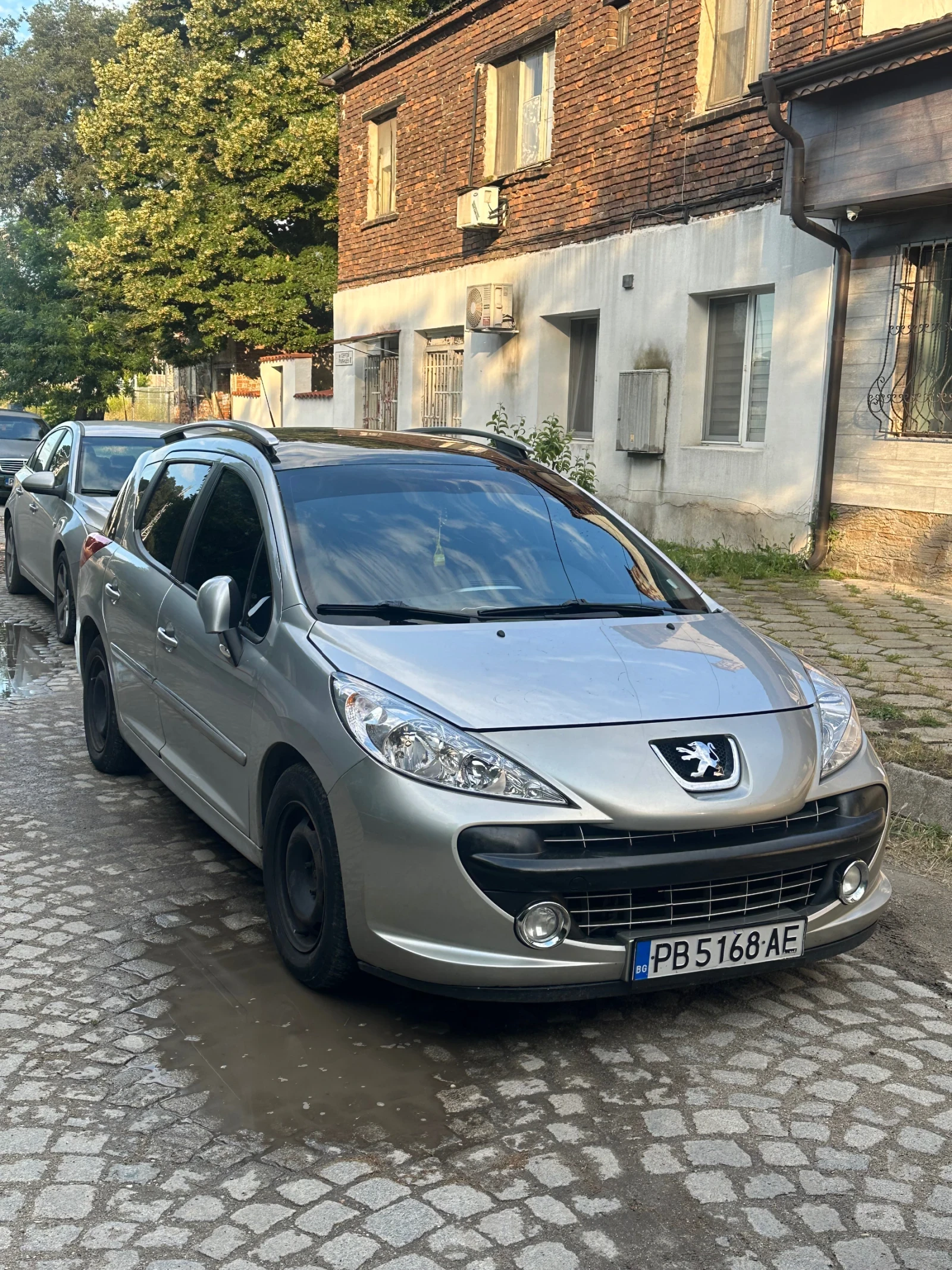 Peugeot 207 207sw 1, 6 hdi, снимка 4 - Автомобили и джипове - 55145731