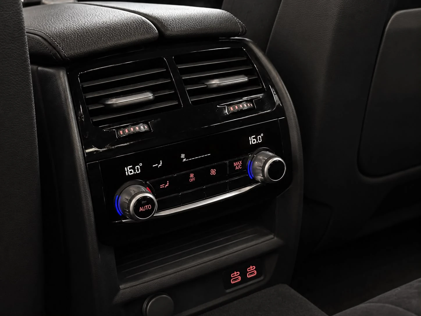 BMW 530E M-Sport* xDrive* Carplay* Harmann Kardon* ЛИЗИНГ, снимка 15 - Автомобили и джипове - 55478814