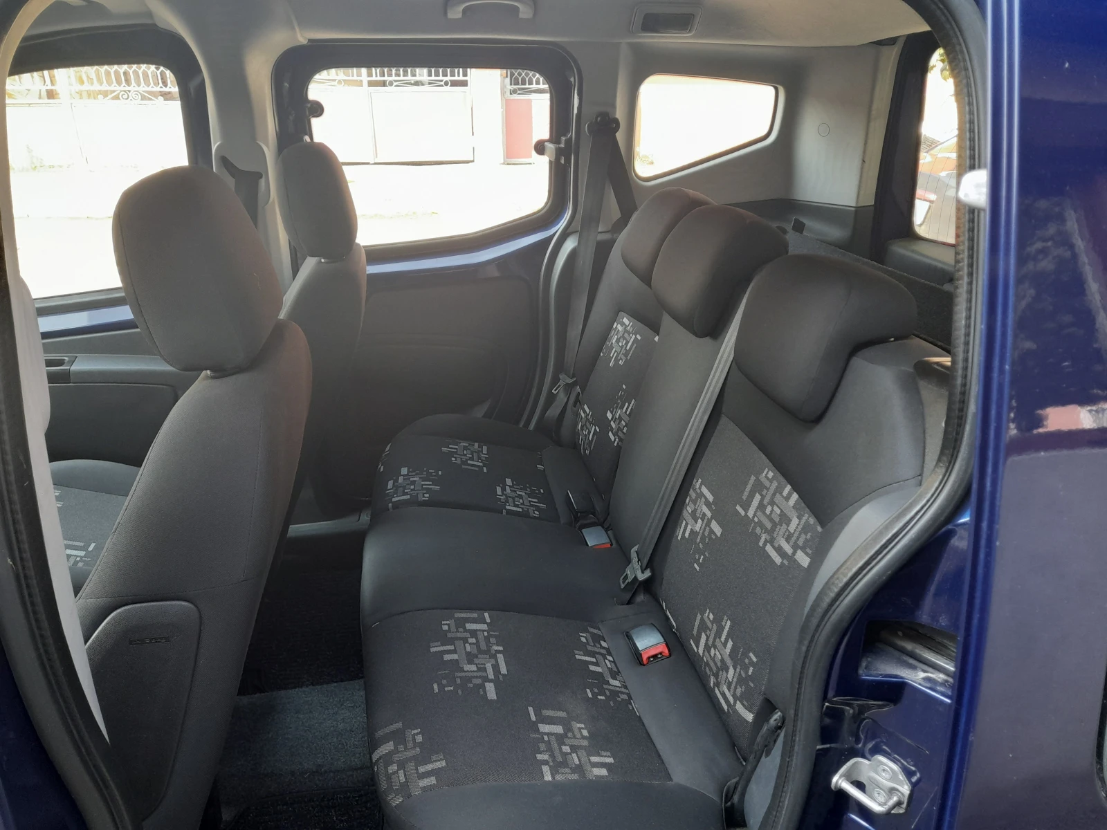 Fiat Qubo 1.4i , снимка 8 - Автомобили и джипове - 55601005