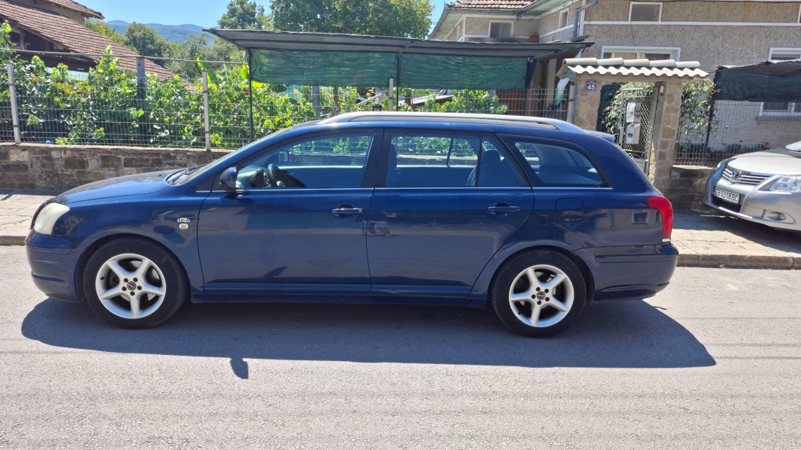 Toyota Avensis T25, снимка 3 - Автомобили и джипове - 55679495