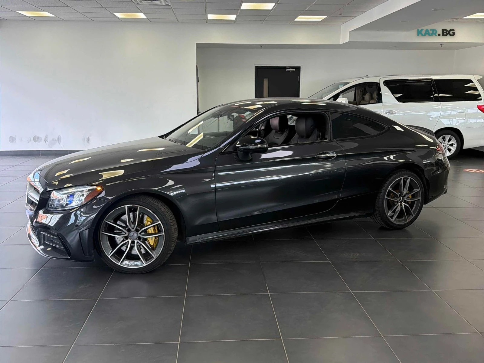 Mercedes-Benz C 43 AMG COUPE 4MATIC Автокредит Цена до България, снимка 2 - Автомобили и джипове - 55790807