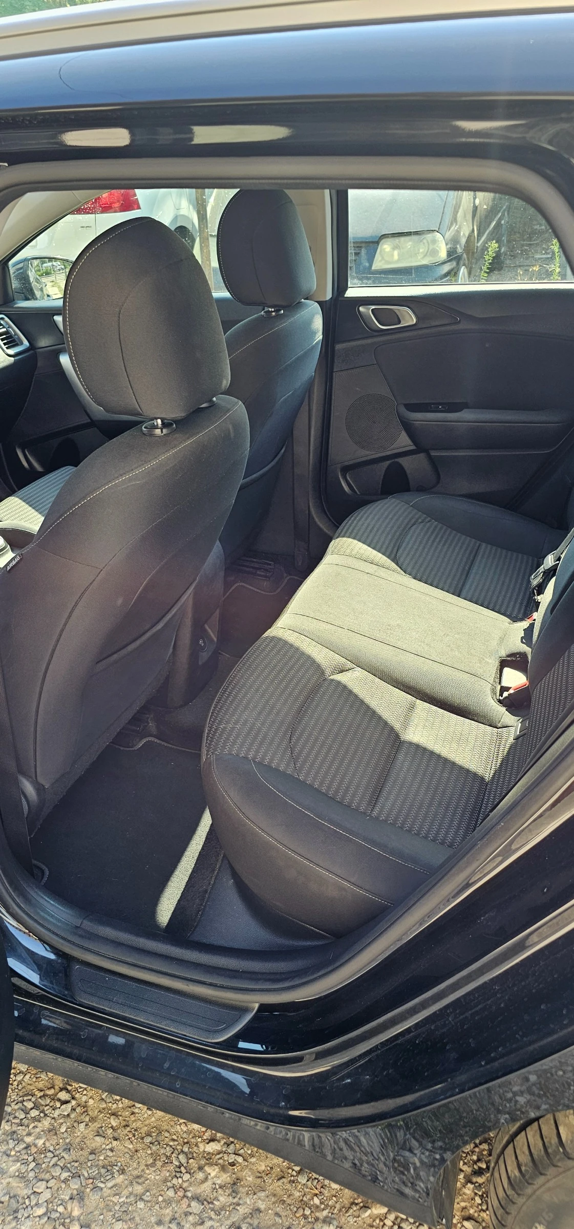 Kia Ceed, снимка 7 - Автомобили и джипове - 55806580