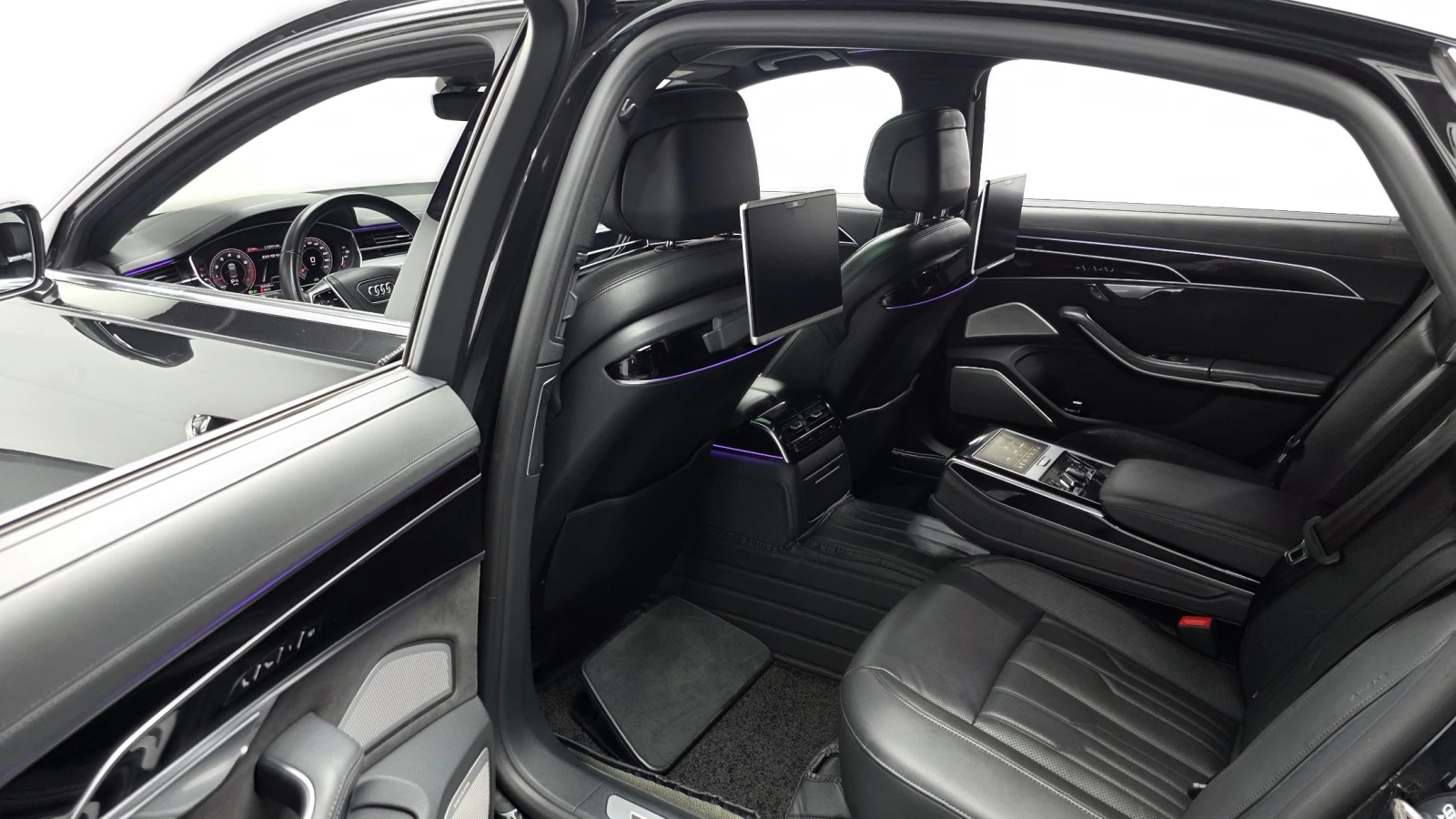 Audi A8, снимка 10 - Автомобили и джипове - 55950338