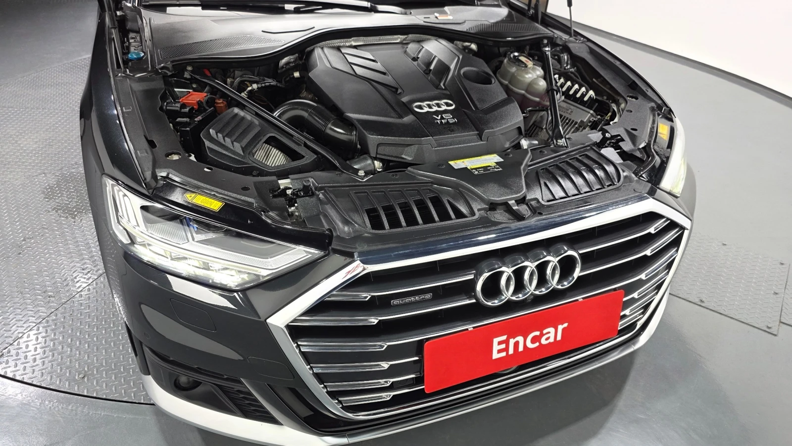 Audi A8, снимка 5 - Автомобили и джипове - 55950338
