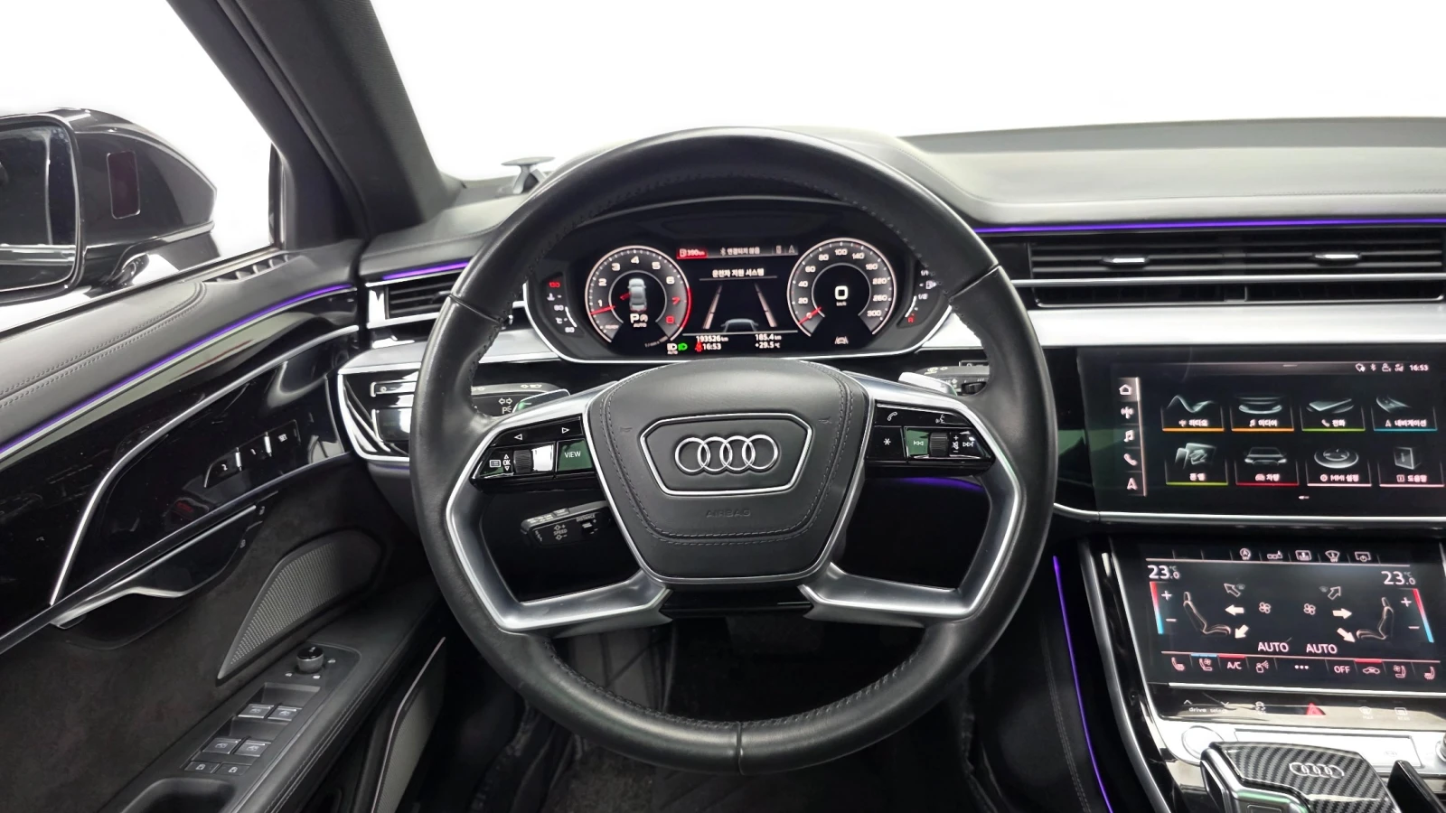 Audi A8, снимка 11 - Автомобили и джипове - 55950338