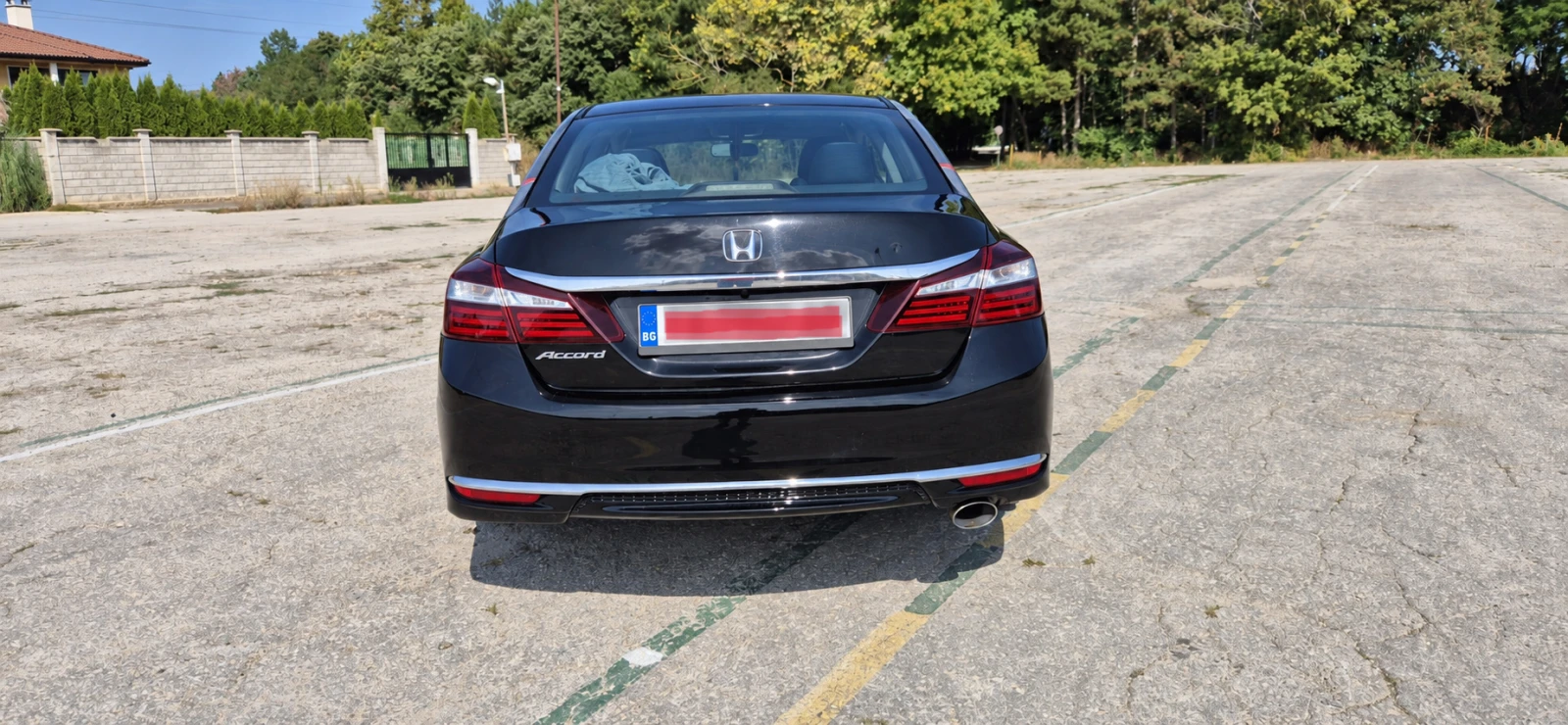 Honda Accord 2.4 i‑VTEC LX, снимка 7 - Автомобили и джипове - 56161730