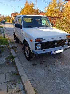 Обява за продажба на Lada Niva 1.7 ~8 600 лв. - изображение 1